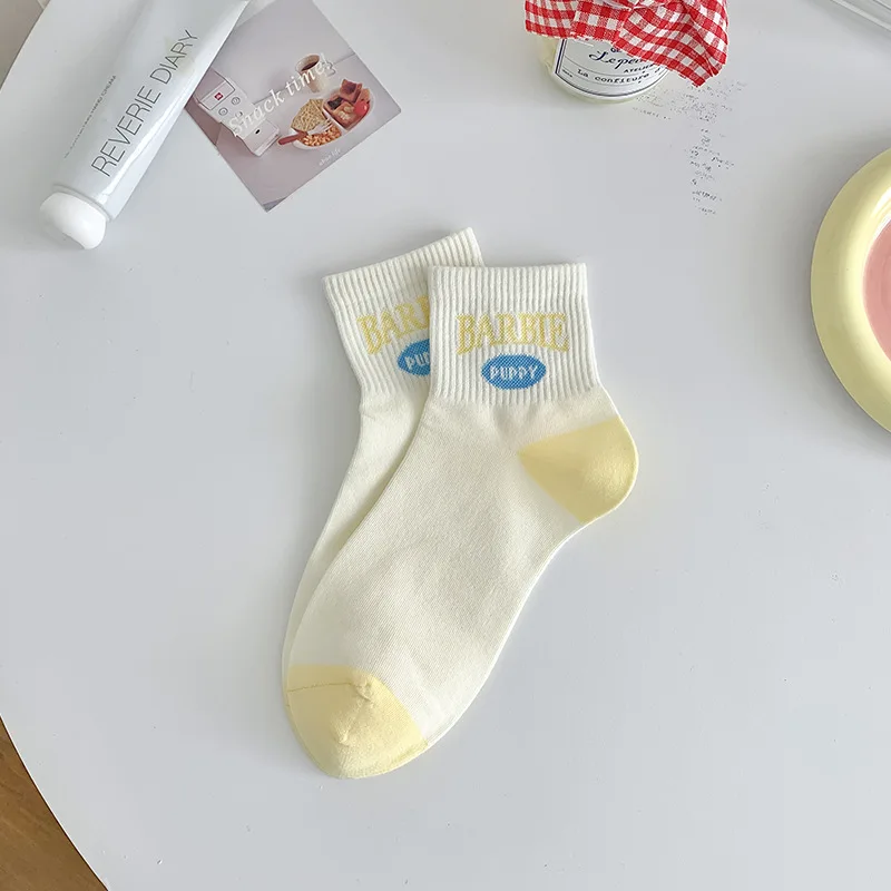 Calcetines de color crema calcetines tobilleros de mujer Primavera Verano calcetines finos de corte bajo deportivos sin costuras con dibujos animados
