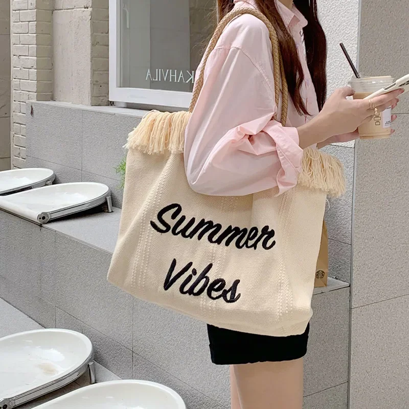 

Tassel Canvas Large Capacity Tote Bag Girls Pink Canvas Bag Women Summer Handbag One Shoulder College Student Commuter Bag