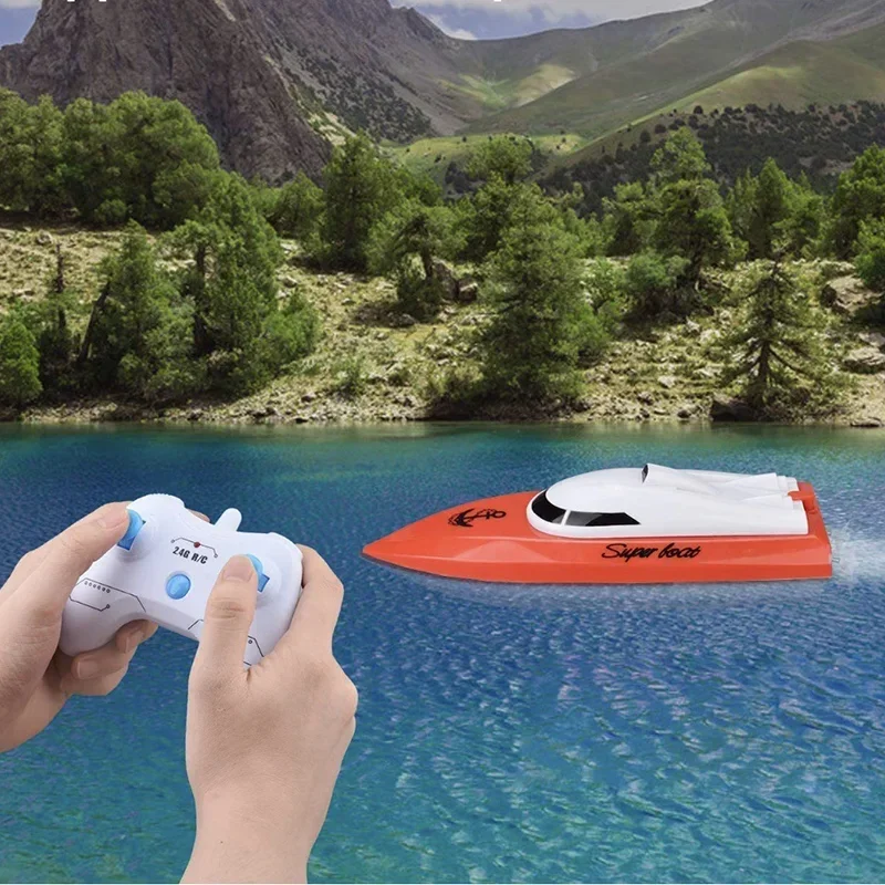 

2.4G Remote Controlled Ship Dual Motor Airship Competitive Remote Controlled Speedboat Navigation Model Electric Toy Gift