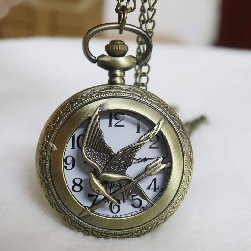 Vintage Mockingbird Bird Carrying Arrow Hollow Pocket Watch, Retro Light Edge Case Quartz Pocket Watch