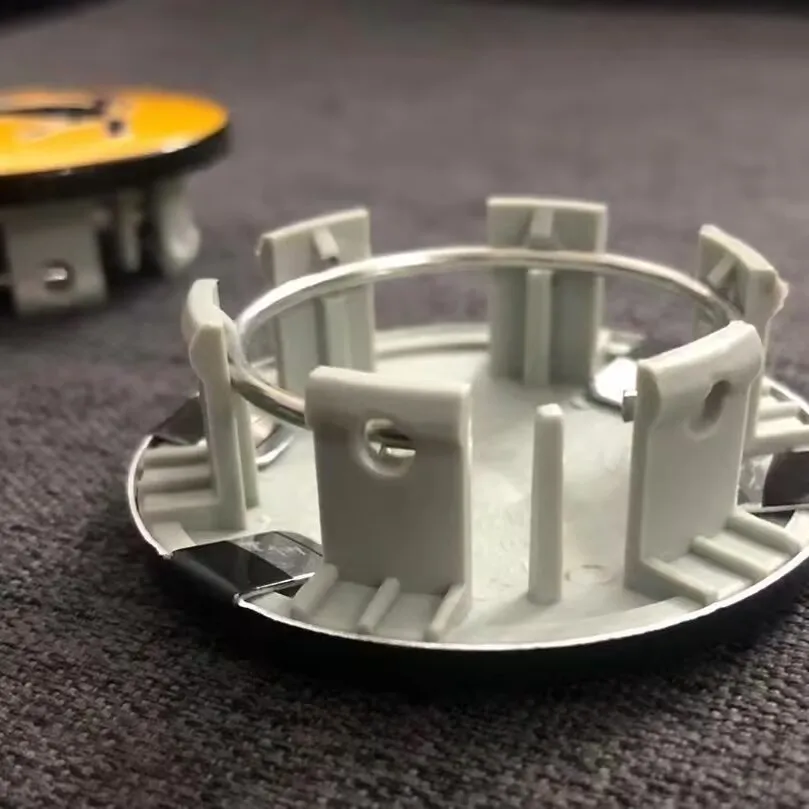 1 Uds./4 Uds. Tapacubos de tapa central de rueda aptos para Ferrari 458 488 F12 SJ FF 430 cubierta de llantas de estilo de coche accesorios de insignia con emblema de caballo