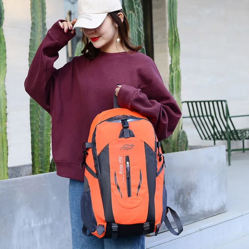 

1 шт., уличная походная сумка, 40 л, легкий дорожный рюкзак большой емкости для мужчин и женщин, водонепроницаемый рюкзак для верховой езды