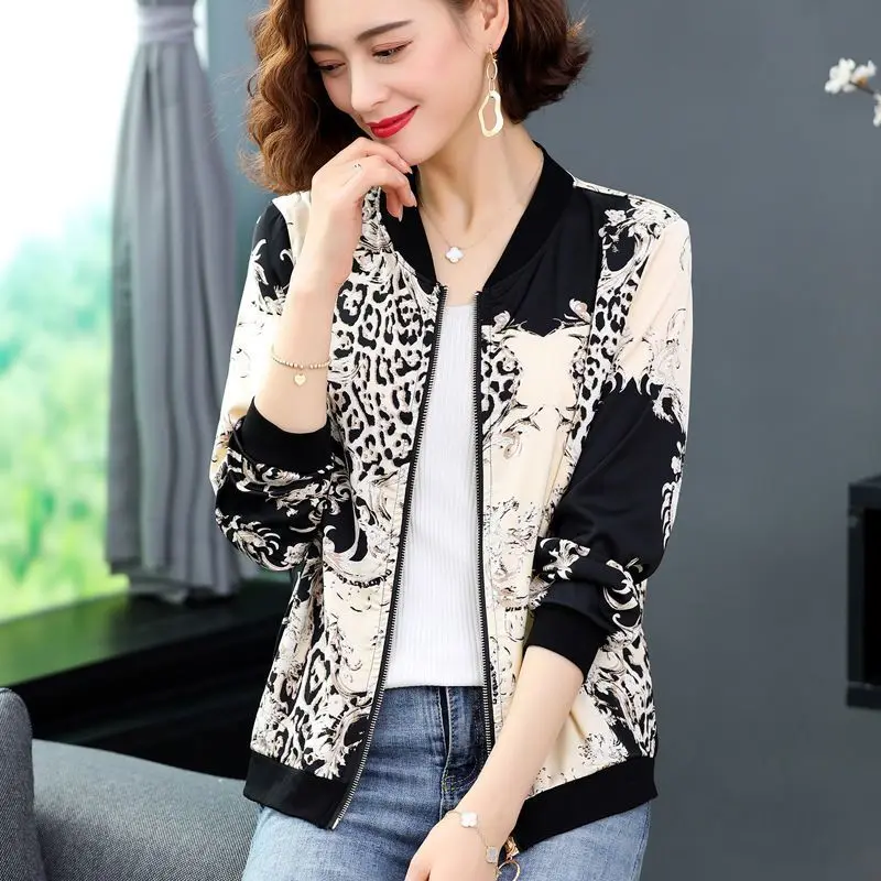 

Women Stylish Cardigan Ladies Print Fashion Sunscreen Female Cardigan Shirts Printed Ladies Blouses Jackets Women Blouse L06