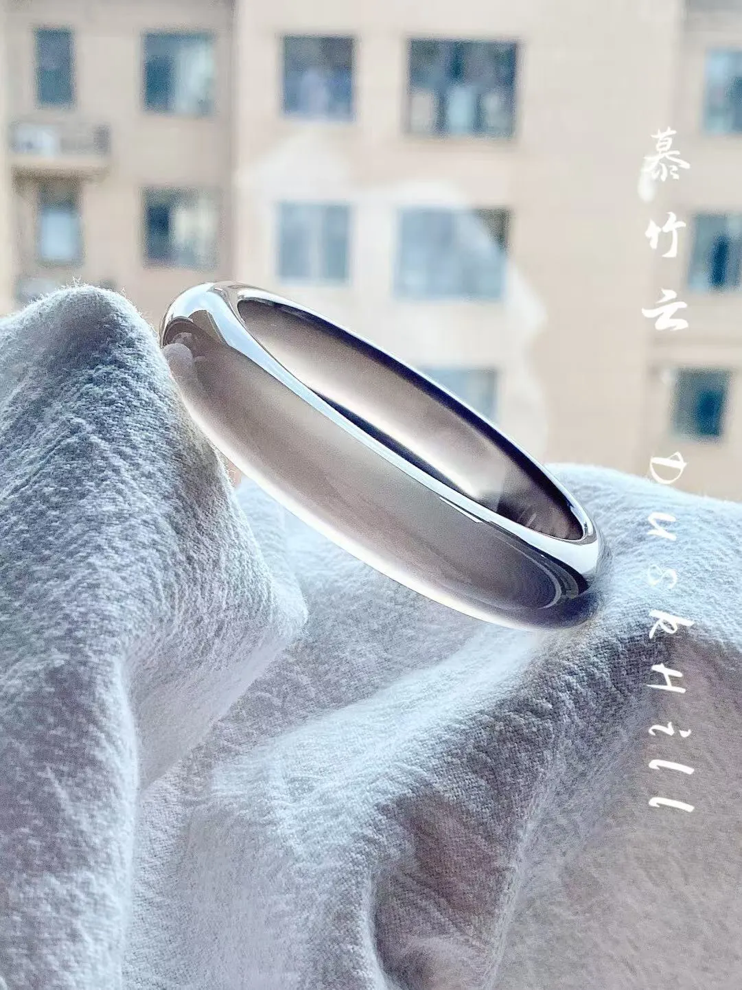 

Pure natural agate bracelet women's ice transparent dark gray ice chalcedony ice gray jade bracelet