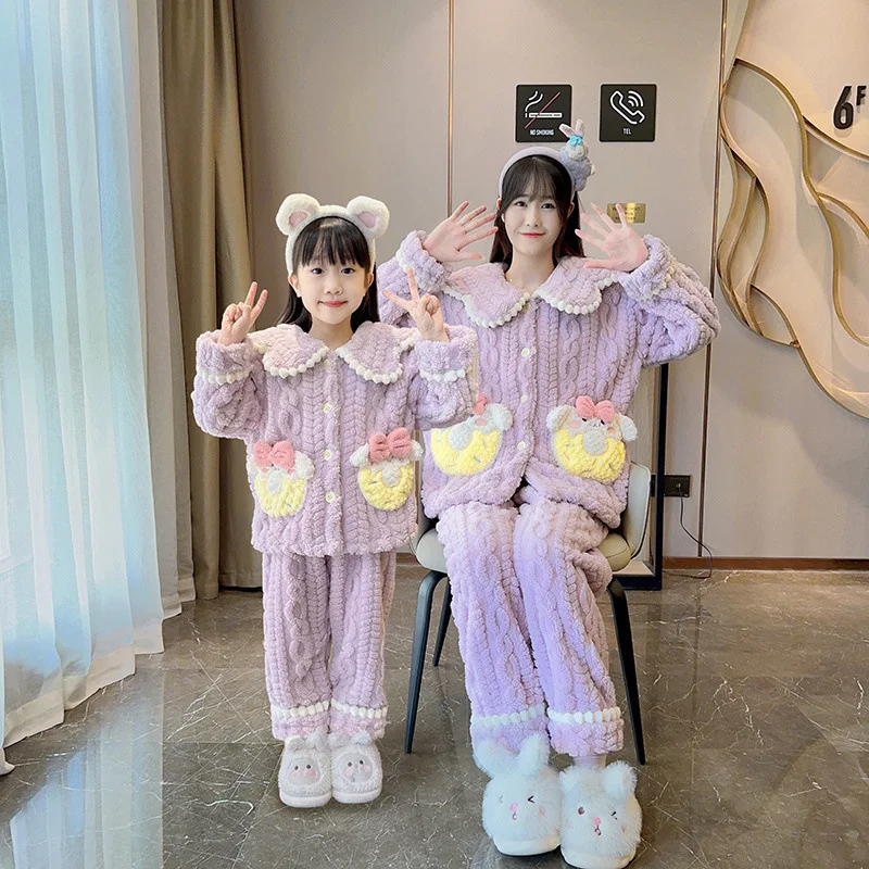 

Комплект Sanrio для девочек, фланелевой откидной воротник, сохраняющий тепло, пижамный комплект с длинными рукавами, зимний Kawaii Cinnamoroll, утепленная домашняя одежда с комиксами