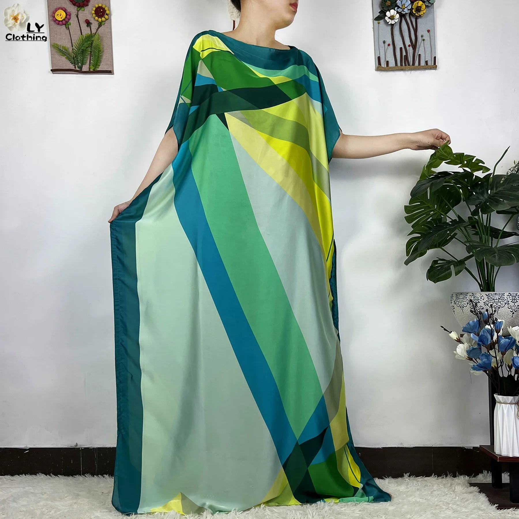2023 New African Fashion Short Sleeve Colored Pattern Dubai Women Summer Real Silk Soft Printing Loose Tradition Muslim Dress
