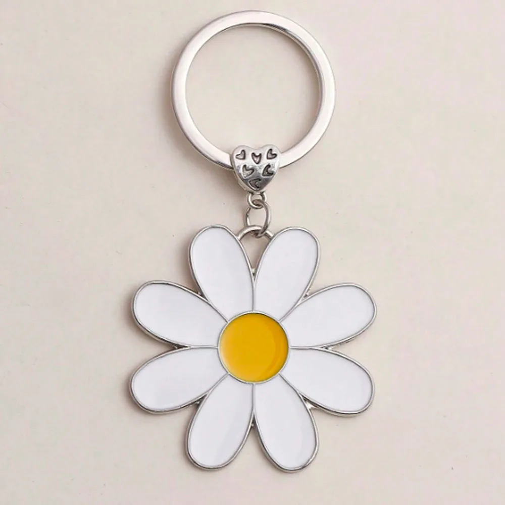 1pc Charming Flower Keychain, Elegant Bag Pendant, Perfect Gift For Women Gifts For Mother, Father, Graduation, And Teacher
