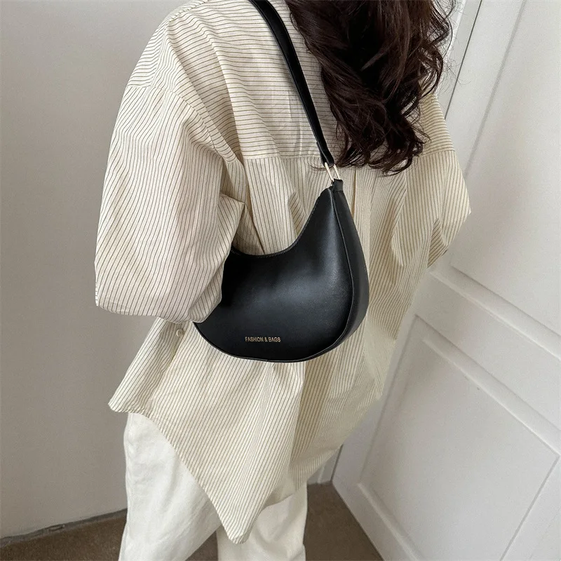 Bolsos de hombro de diseño de lujo para mujer, bolso Hobo de media luna, bolsos de marca a la moda para mujer, bolso de mano pequeño de cuero de vaca