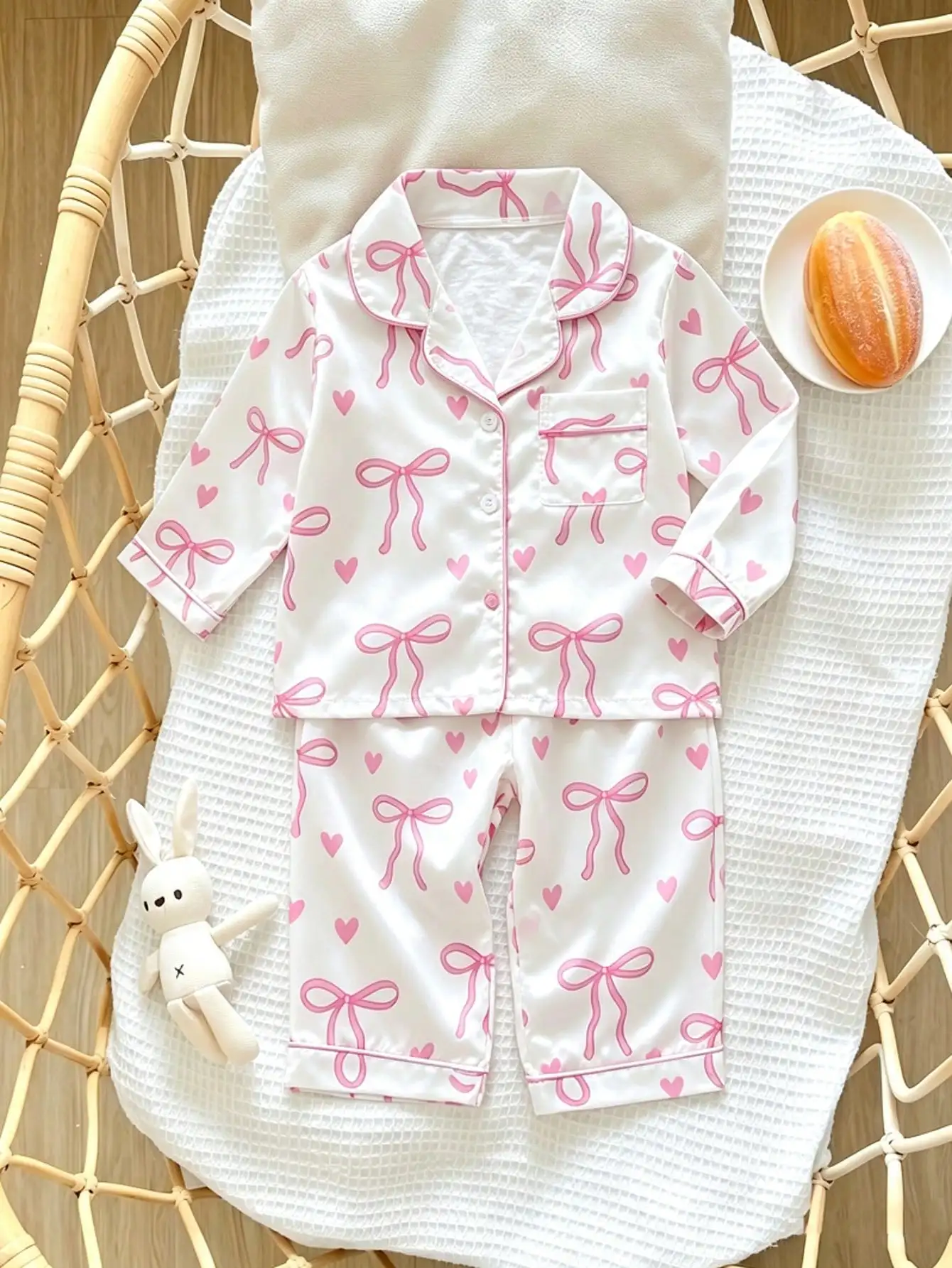 Baby's Autumn Clothing Set with Collar Pocket Button Bow Shirt Top And Elastic Waist Bow Print Wide Leg Pants for Children