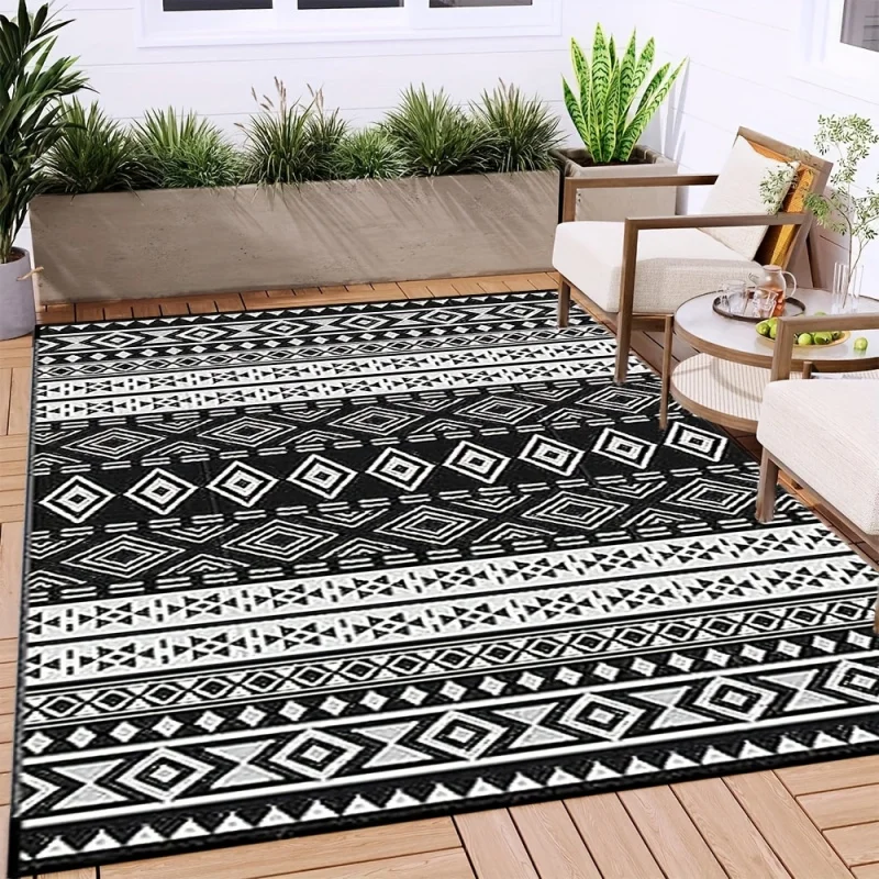 

VIKAMA Retro Black-and-White Checkered Rug Stain-Resistant Non-Slip Perfect for Lawn Parties Balcony Lounge Chair and Home Decor