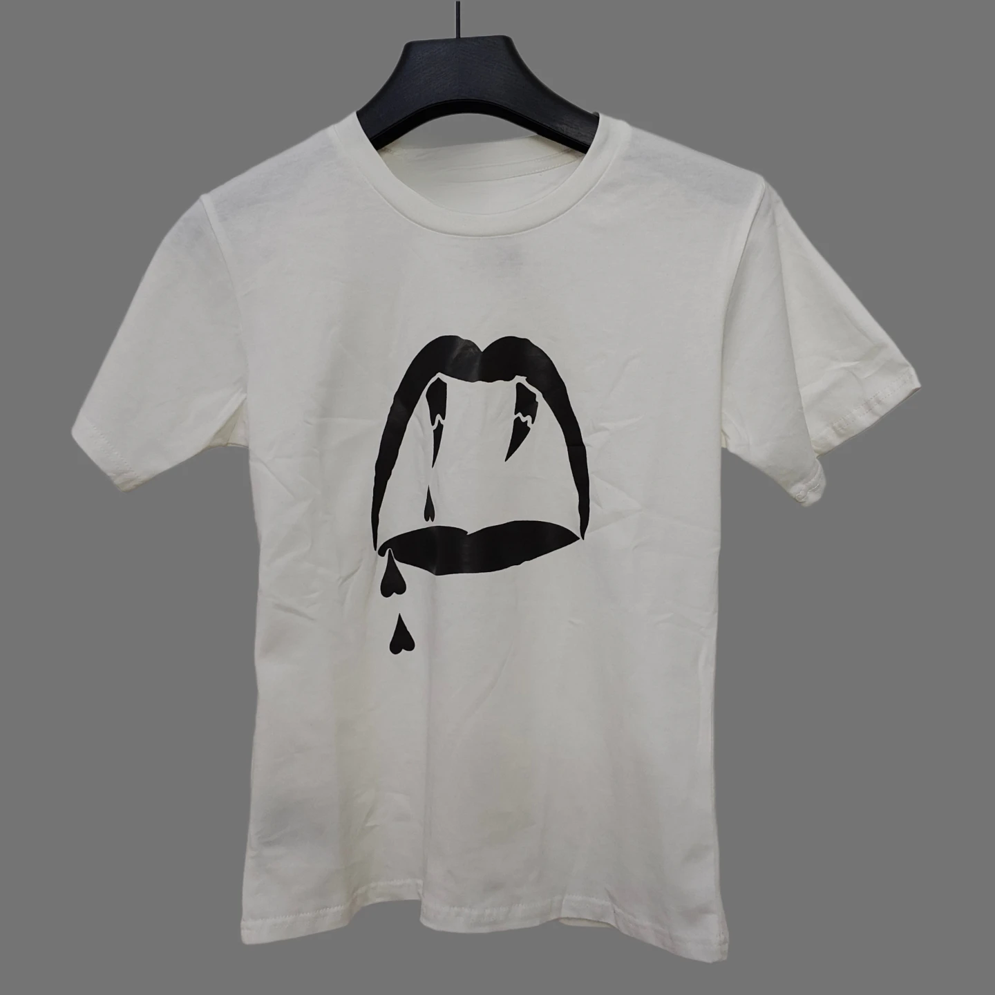 Aesthetic Vampire Lips Gothic Unisex Harajuku Graphic Tee Cotton Men's and Women's T-Shirt Summer Streetwear