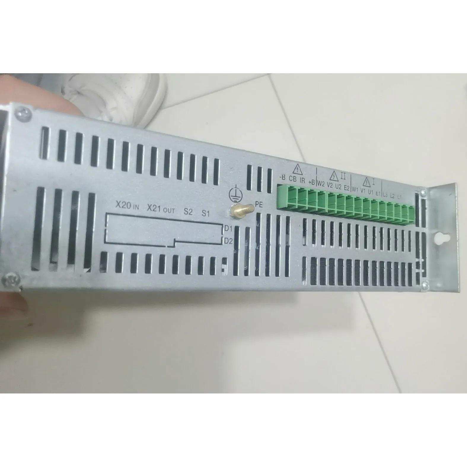 TWIN5-R53-A-K006 Servoazionamento