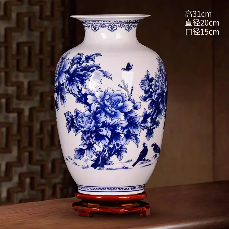 Elegant Jingdezhen Blue and White Porcelain Vases Fine Bone China Vase Peony Decorated High Quality Ceramic Vase