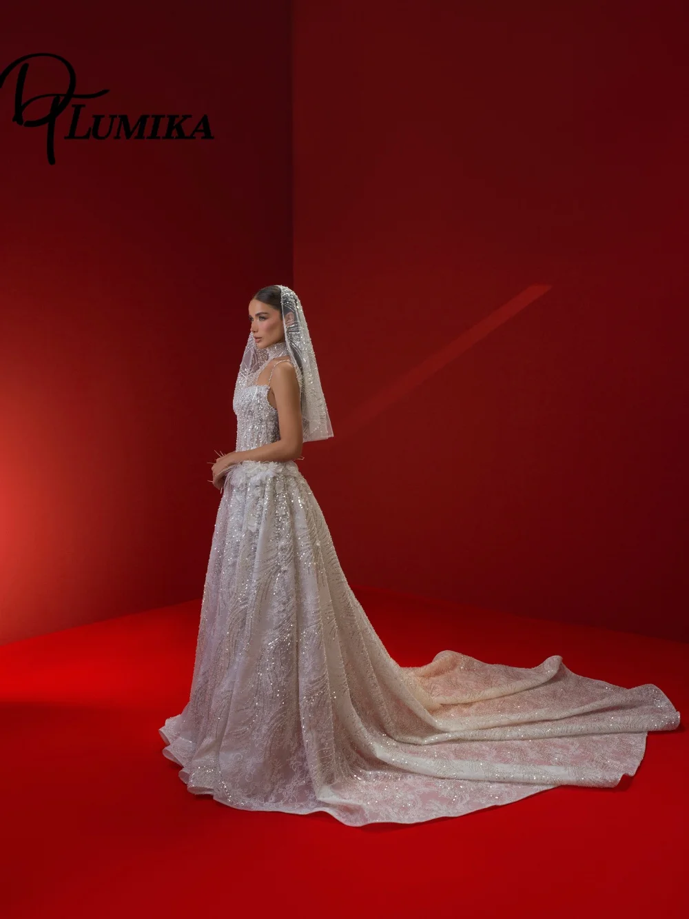 New Halter Neck Sleeveless Wedding Elegant Strapless Feather Bridal Gown Sparkling Beaded Dresses Customized Vestidos De Novia