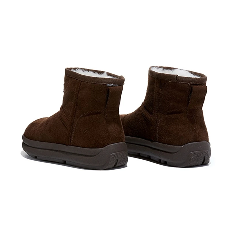 أحذية الثلوج النسائية الجديدة لعام 2025 أحذية نسائية شتوية مسطحة ومريحة بمقاسات كبيرة، أحذية نسائية للدراجات النارية غير قابلة للانزلاق