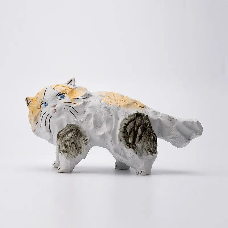Simple modern creative hand-painted animal cat sculpture ornament model room sales office living room entrance desktop decoratio