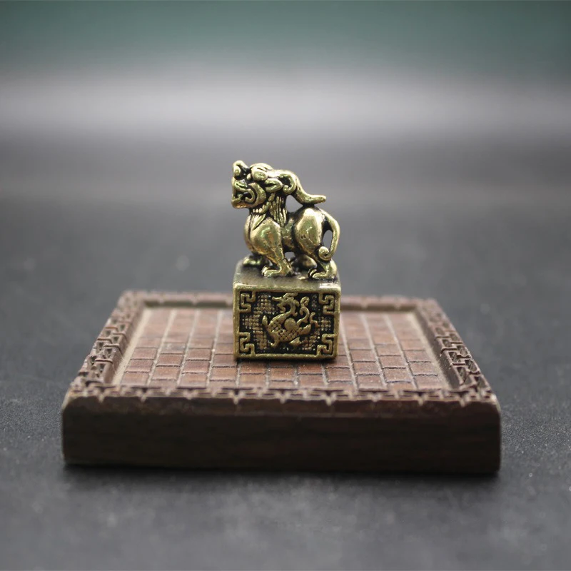 Bronze Xi Wang Lion…