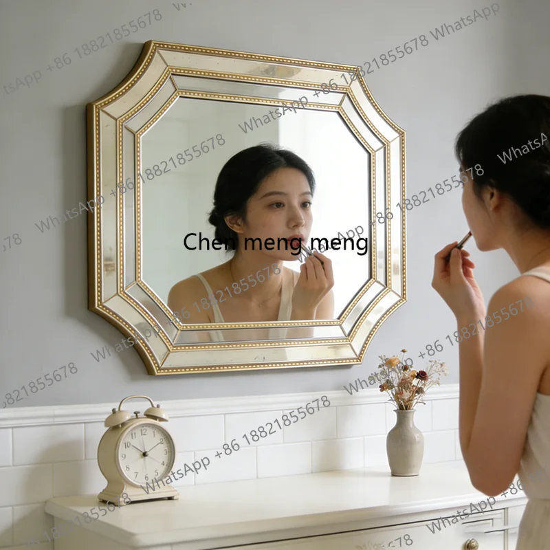 French retro decorative mirror special-shaped carved wall hanging bathroom makeup household mirror