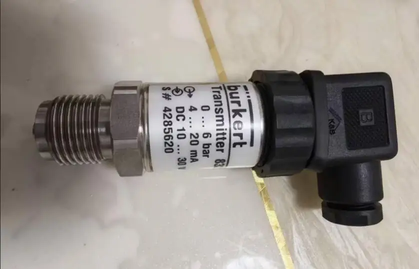 

BURKERT pressure sensor, model 8323, 0-6 bar, 4-20 mA output, powered by DC 10-30V