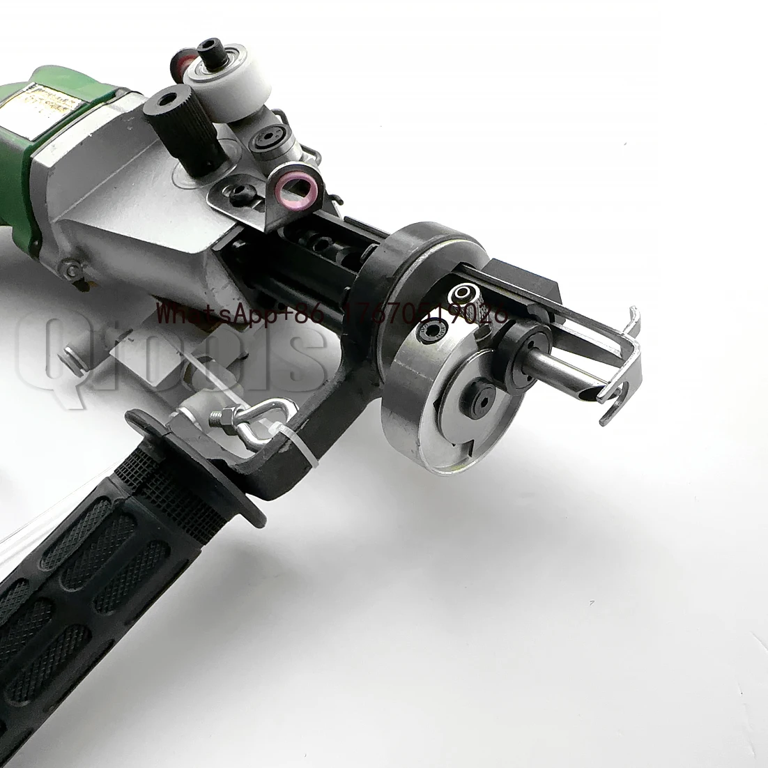 2026-ZQ-III Manufacturer's Good Quality Long Pile Cut Pile Tufting Machine Pneumatic Rug Tufting Embroidery Machine Textiles