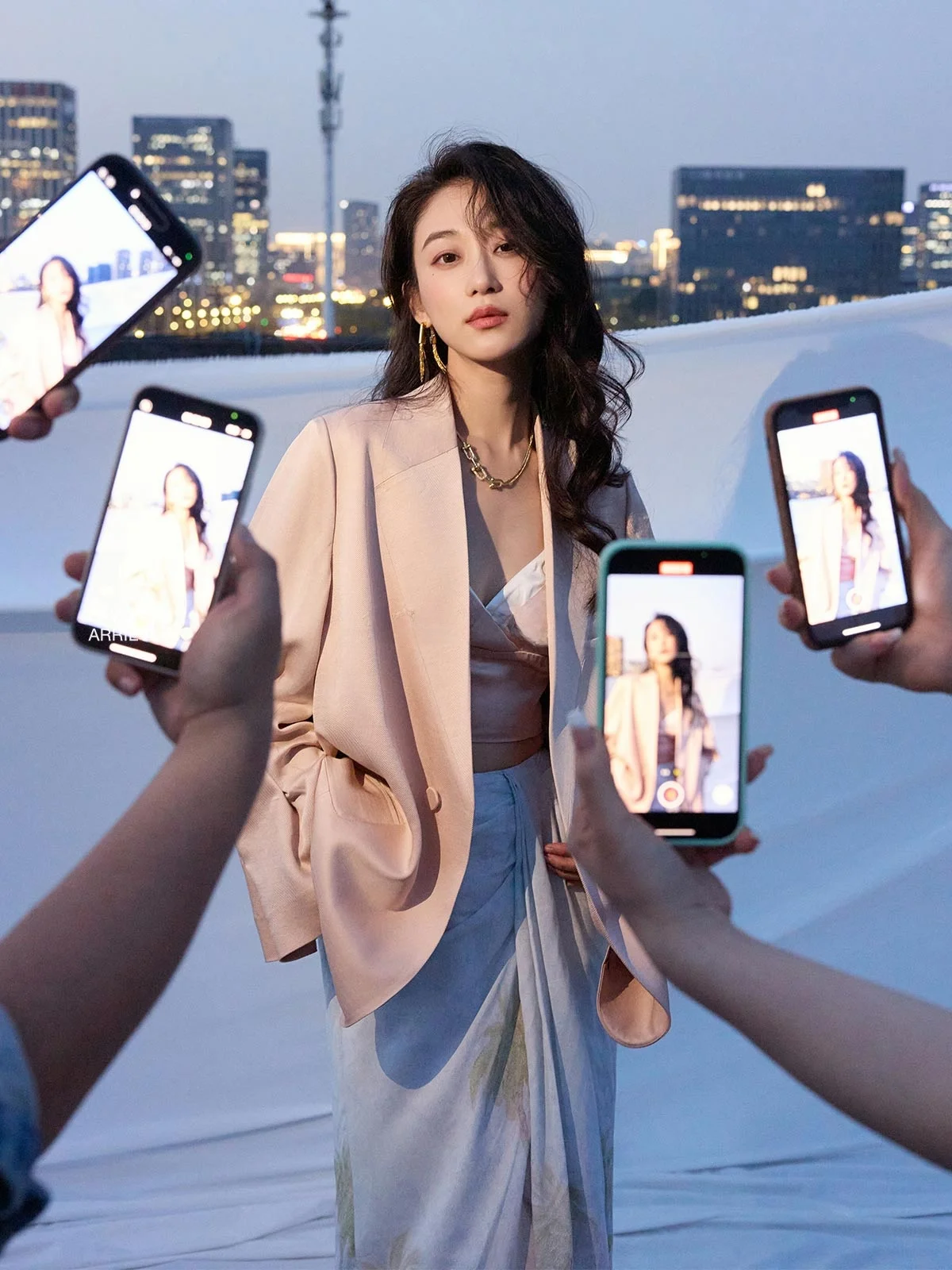 

Костюм Garbociaga Chao: Летний, охлаждающий, из тонкой шерсти, свободный крой, оригинальный дизайн, длинный рукав, модель 540