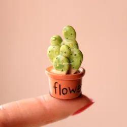 1pcs Kawaii Resin Mini 3D Cactus DIY Flatback Miniature Dollhouse Items Statues Desk Accessories Figures Sculptures Figurines