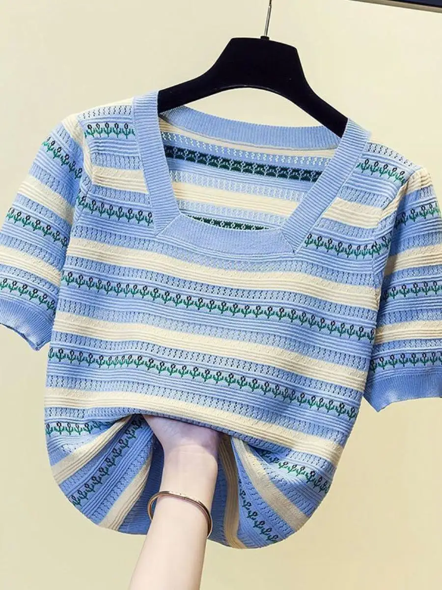 camiseta-feminina-plus-size-de-seda-gelada-fina-com-manga-curta-gola-quadrada-listrada-versatil-nova-colecao-de-verao-com-bolso-e-lenco