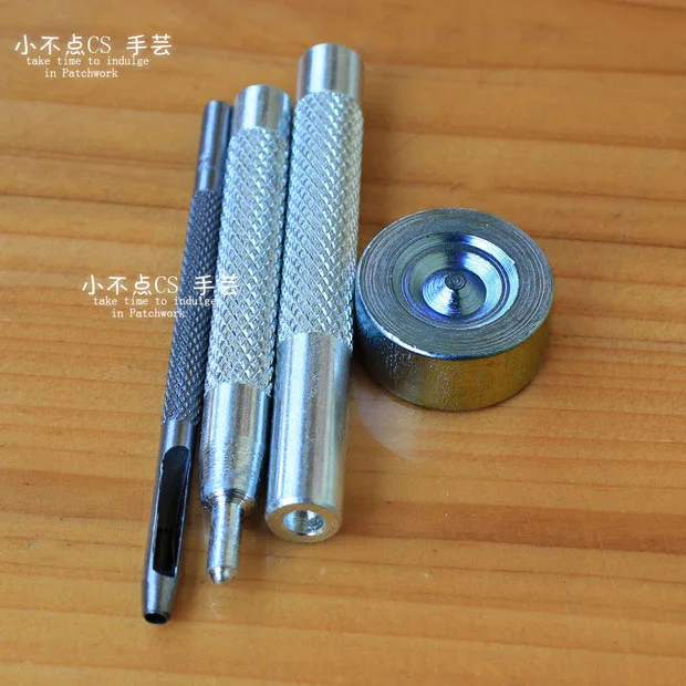 

DIY Handmade, Bag Clothing, Four-in-one Buckle, Practical Installation Tool 633 Type 4-piece Set