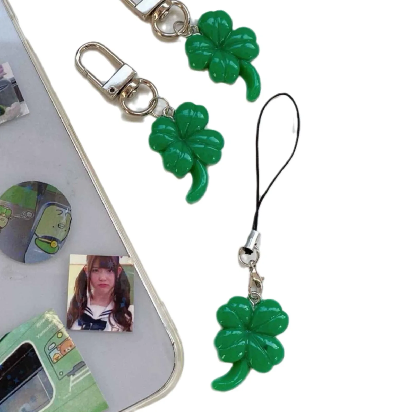 Simple Four Leaf Clover Lucky Keychain Phone Chain Fashion Creative Key Ring CCD Hanging Bag Pendant Holiday Gift Accessories