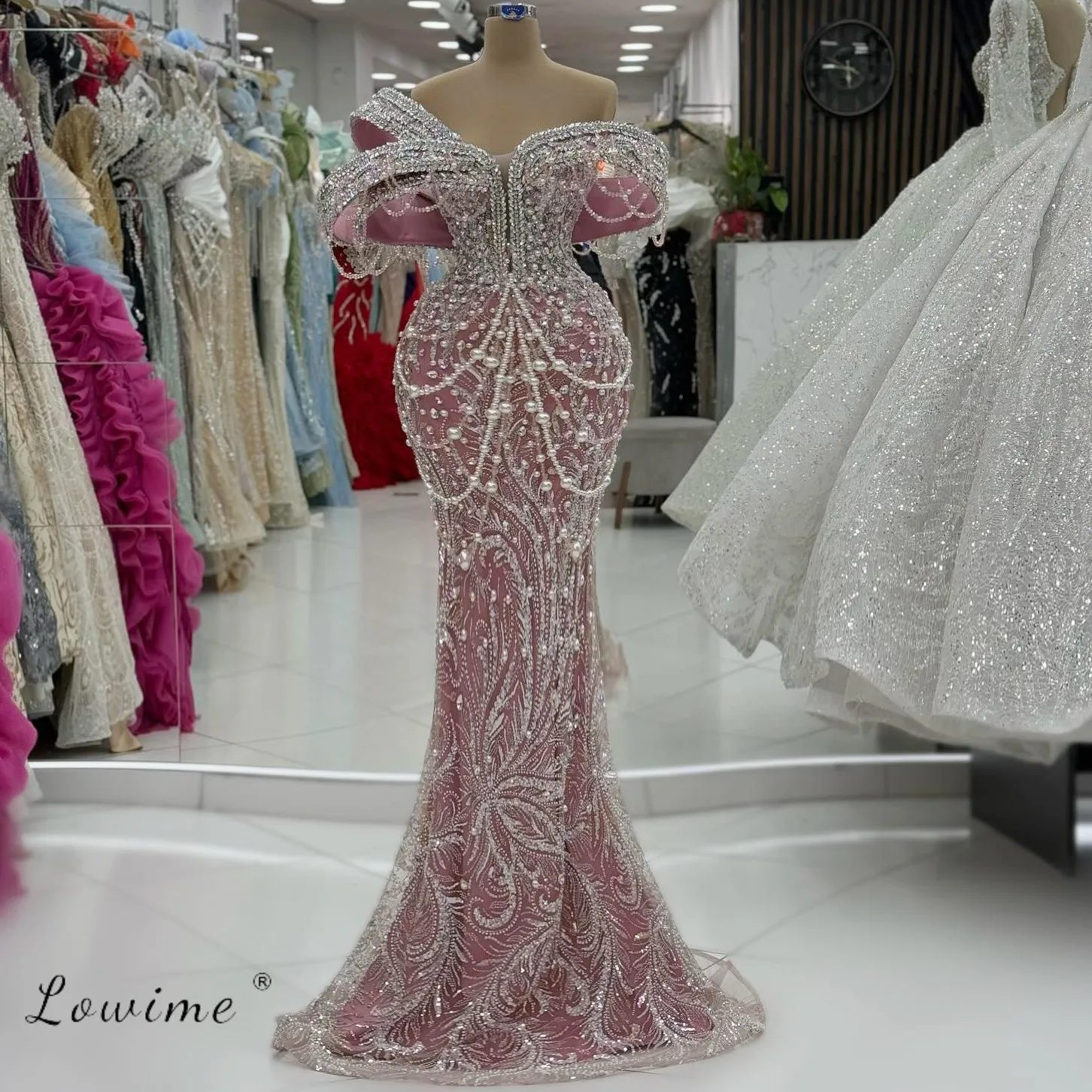 

Luxury Full Bead Formal Party Dress Pink Mermaid Off Shoulder 3d Sleeves Pearl Tassel Evening Gown Robe de Soirée Femme Dubai