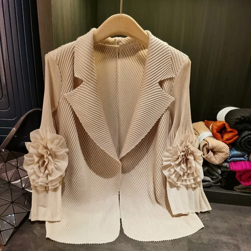 مياكي سترة مطوية المرأة مزاجه أنيقة التنين مقياس مطوي السترة 2025 خريف جديد ورود للزينة نماذج الترفيه الصلبة #3