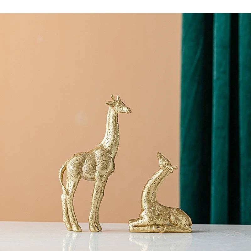 Gold-plated Giraffe Statue Desk Decoration Resin Artwork Abstract Animal Sculpture Room Aesthetic Decor Crafts Ornaments