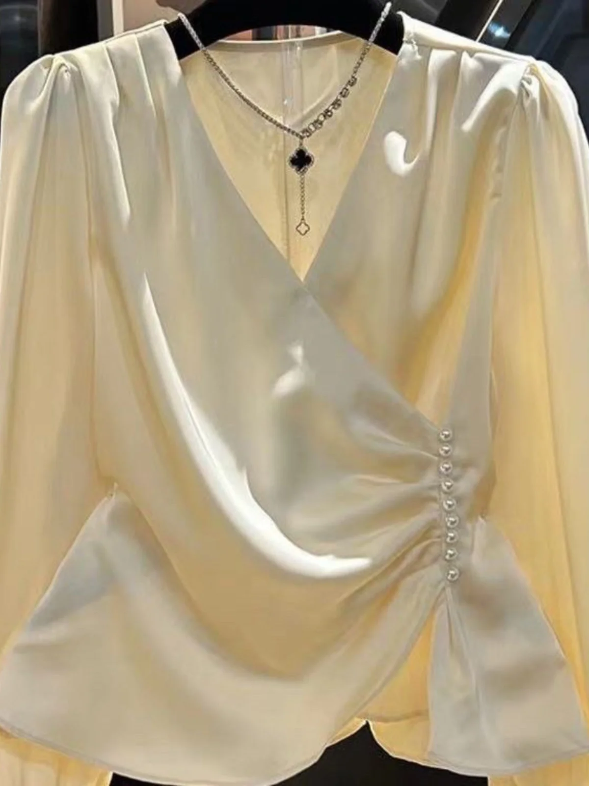 

Large Size V-Ne Chiffon irt Unique Design Sensation Office Wear Long Sve UV Protection Regular Fit Commute Sle irt