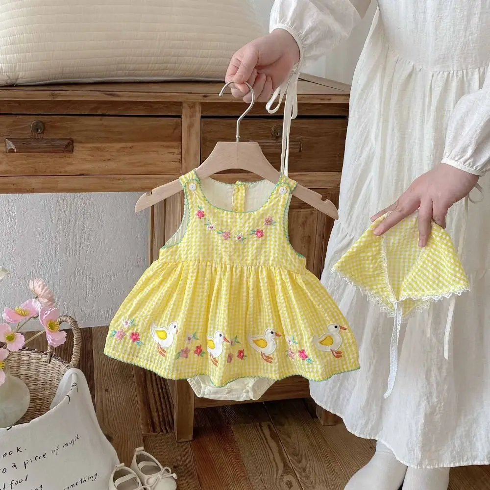 

Sleeveless Design Baby Girl Romper Dress Duck Print Yellow Gingham Princess Dress Floral Embroidery Cotton Material