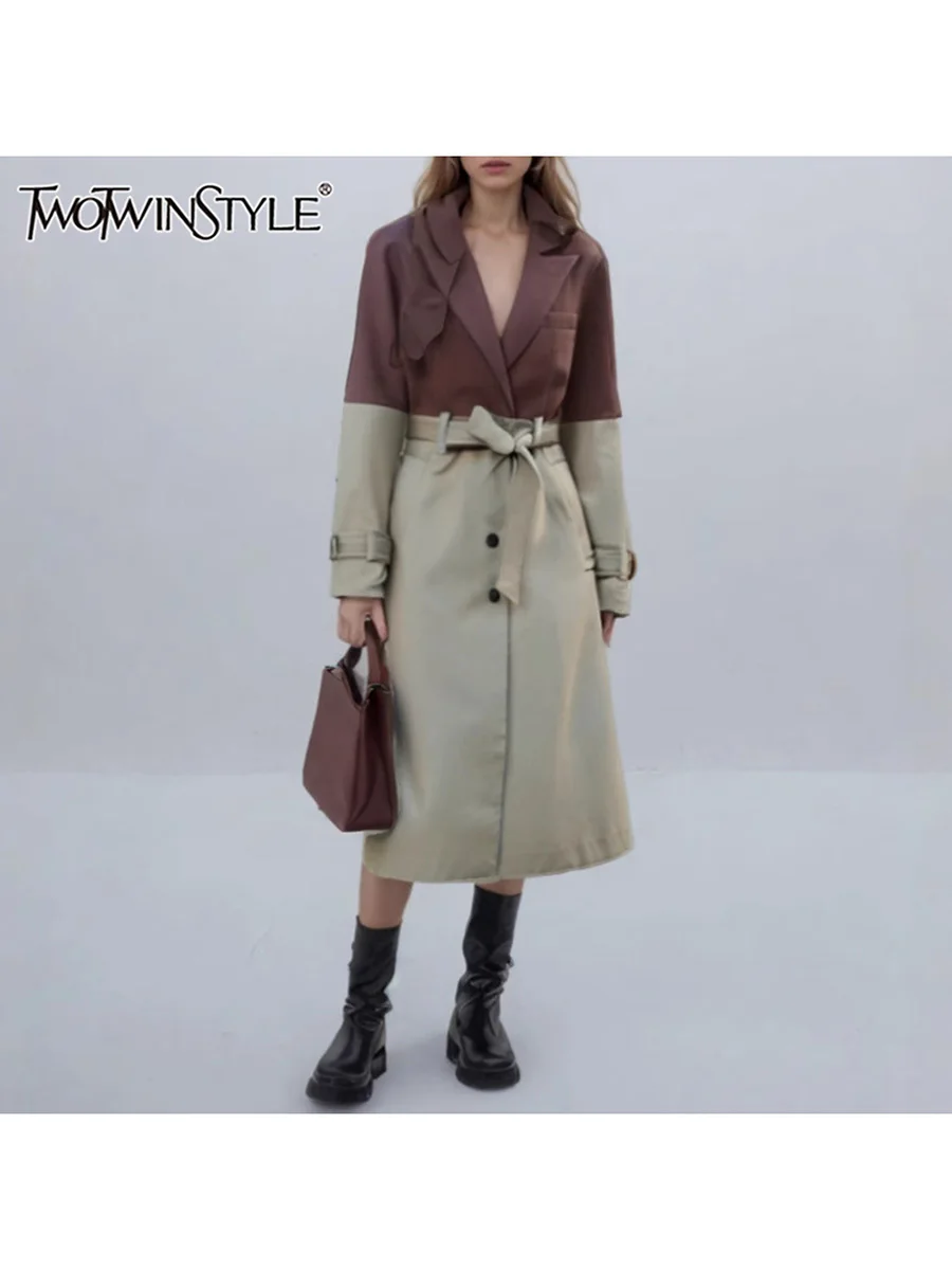 TWOTWINSTYLE Hit Color Spliced Sashes Elegant Trenches For Women Lapel Long Sleeve Patchwork Button Temperament Trench Female