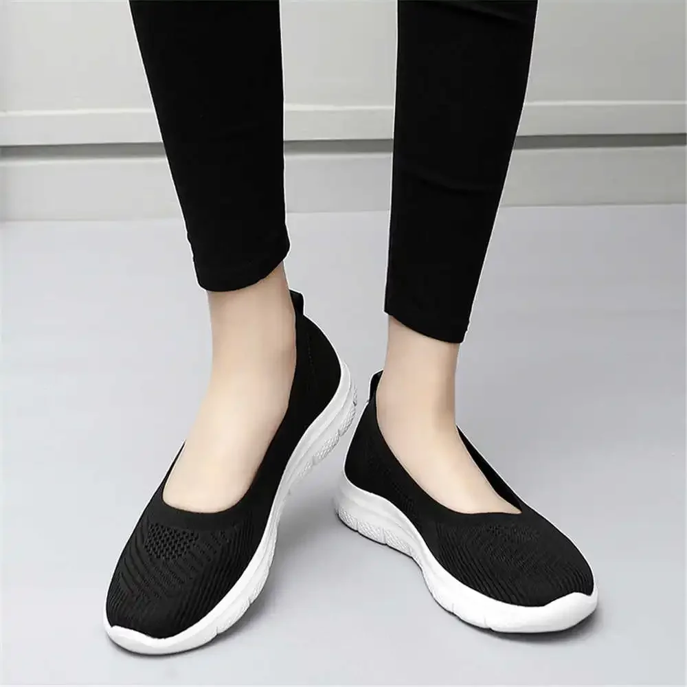 Without Strap Number 42 Ladies White Sneakers Vulcanize Shoes Women Summer Sneekers Sports Sapa High Fashion New Year's