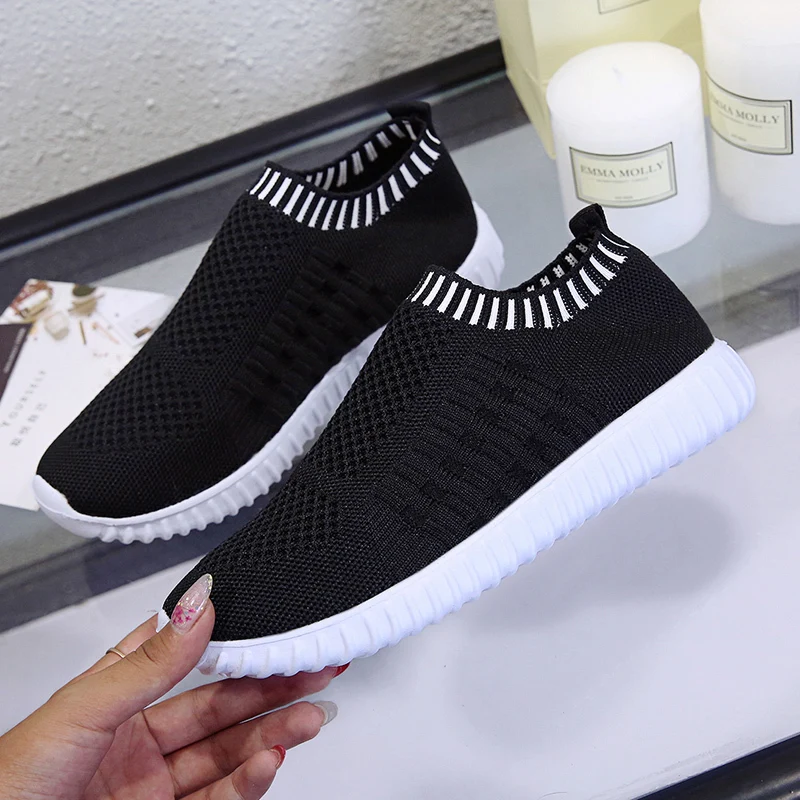 2024 Soft Bottom Knitting Sneakers Women Slip-on Breathable Mesh Flats Shoes Woman Non-slip Plus Size 43 Sock Shoes Platform