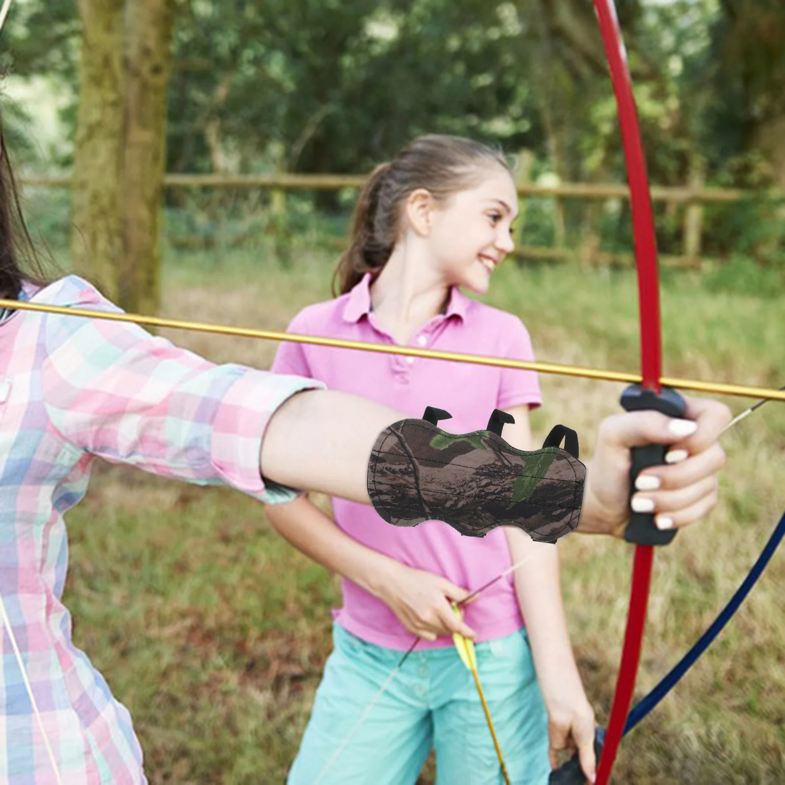 

Камуфляжная парусиновая защита для стрельбы, регулируемый 3-защитный ремешок для стрельбы из лука, охоты, аксессуар для предплечья, подходит для всех размеров