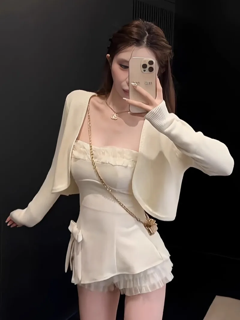 

Early Spring Pure Desire Spicy Girl Knot Tube Top Mesh Shorts Slimming Two-Piece Set Women's Fashion Ensemble