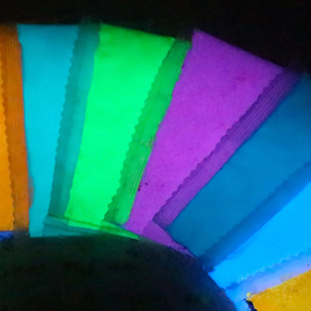 8Pcs Night Glow Nail Art Powder Luminous Fluorescent Glitter Powder Waterproof Sparkle Decoration Random Color