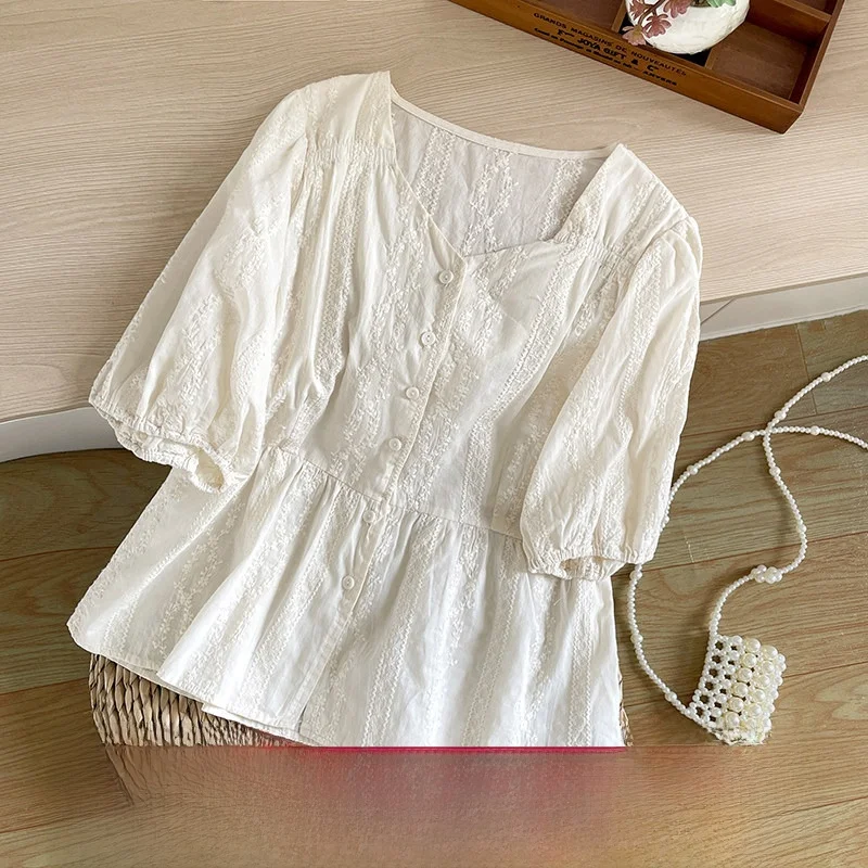 

Женская вышитая блузка с V-образным вырезом, рукавами-фонариками и коротким рукавом, однотонная, повседневная, стандартного кроя, из смесового хлопка