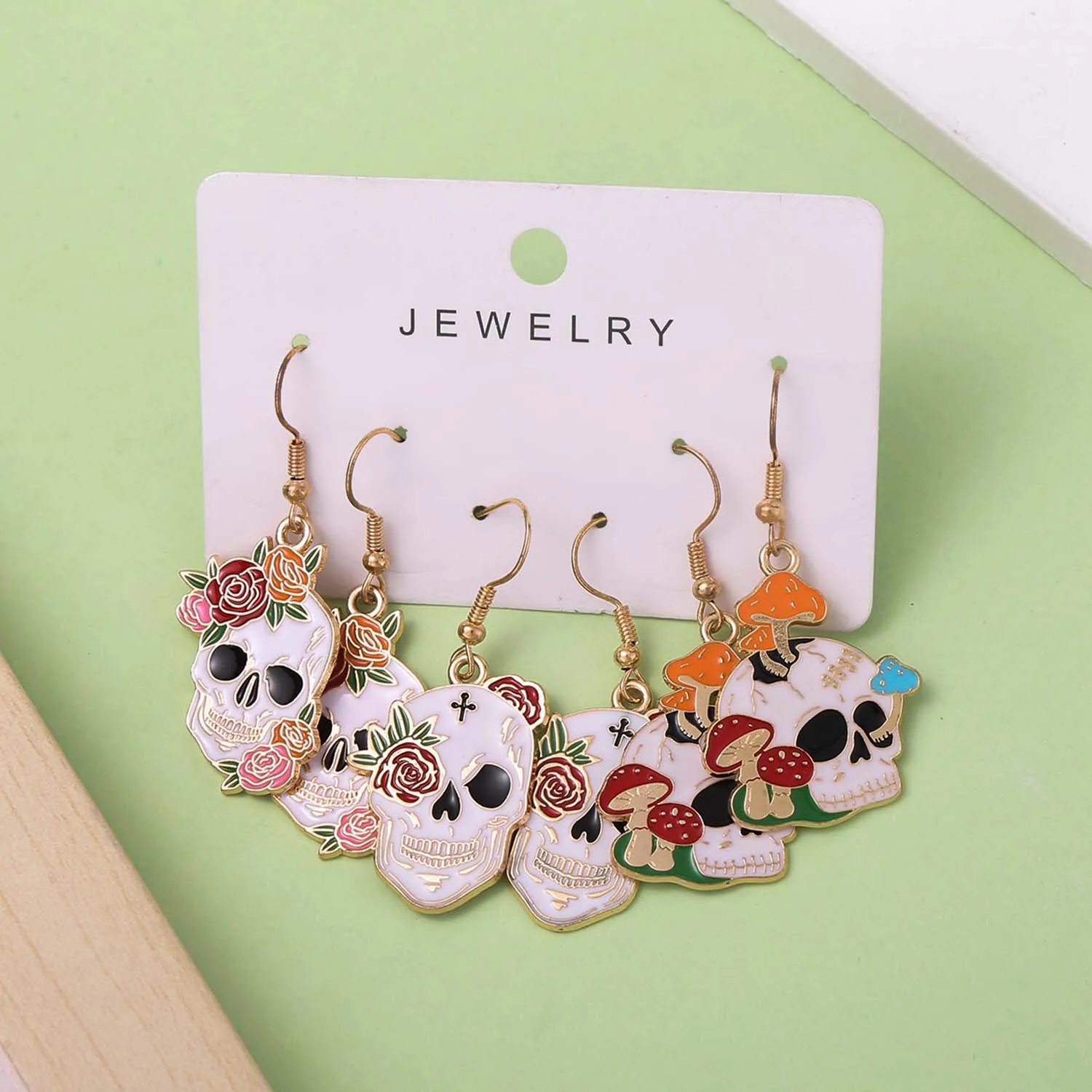 3 Pairs Fashionable Alloy Enamel Skull Head Charms Earrings, Halloween Jewelry Gifts For Ladies And Girls