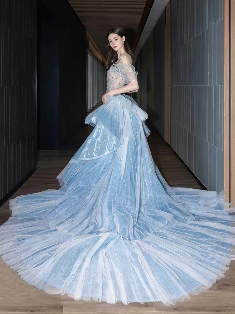 ชุดเดรสอุตสาหกรรมหนักที่หรูหราและหรูหราระดับไฮเอนด์ใหม่สําหรับงานเลี้ยง