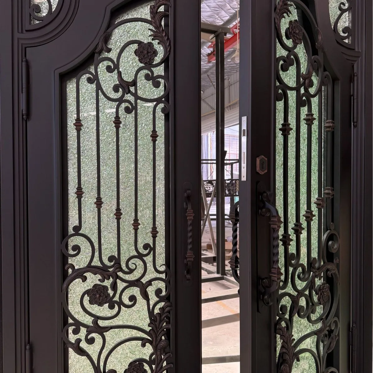 Wrought iron gate French forged wrought iron gate Villa courtyard  glass door  railing window guard