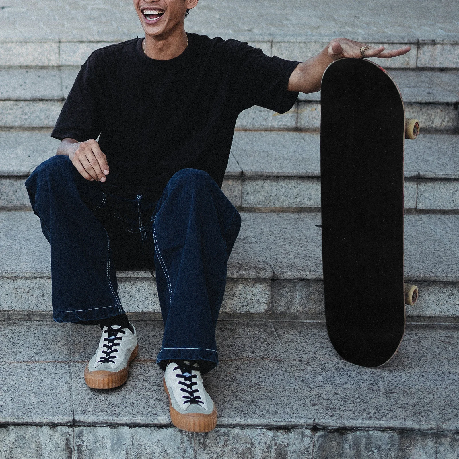 

Black Skateboard Grip Tape Sandpaper Sheet Size 80x20cm for Pedal Wheelchair Stairs Anti Slip Long Durability