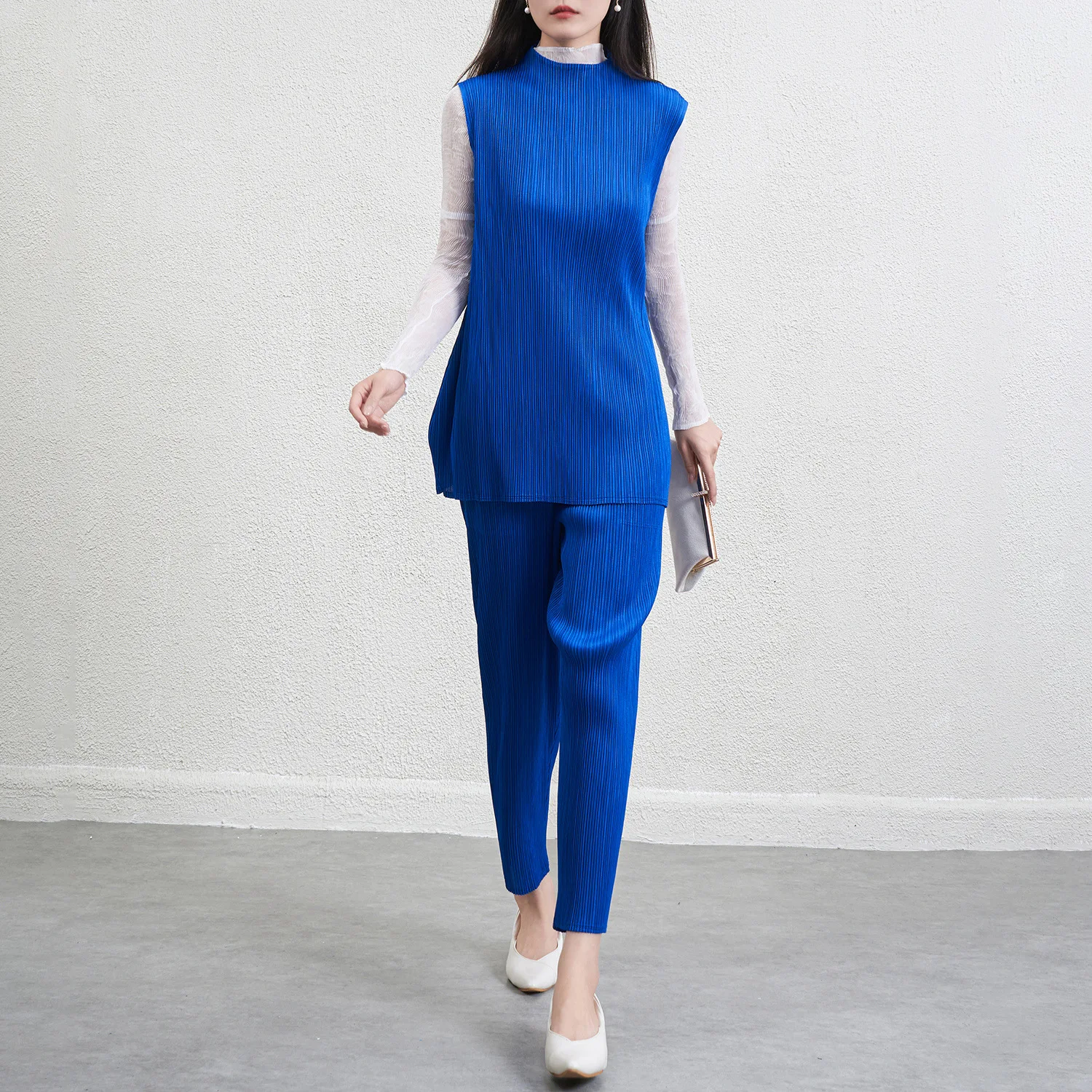 Miyake Pleats 2025 Japanese Fashion Two-Piece Set Solid Color Sleeveless Tank Top and Pencil Pants Top and Bottom Set for Women