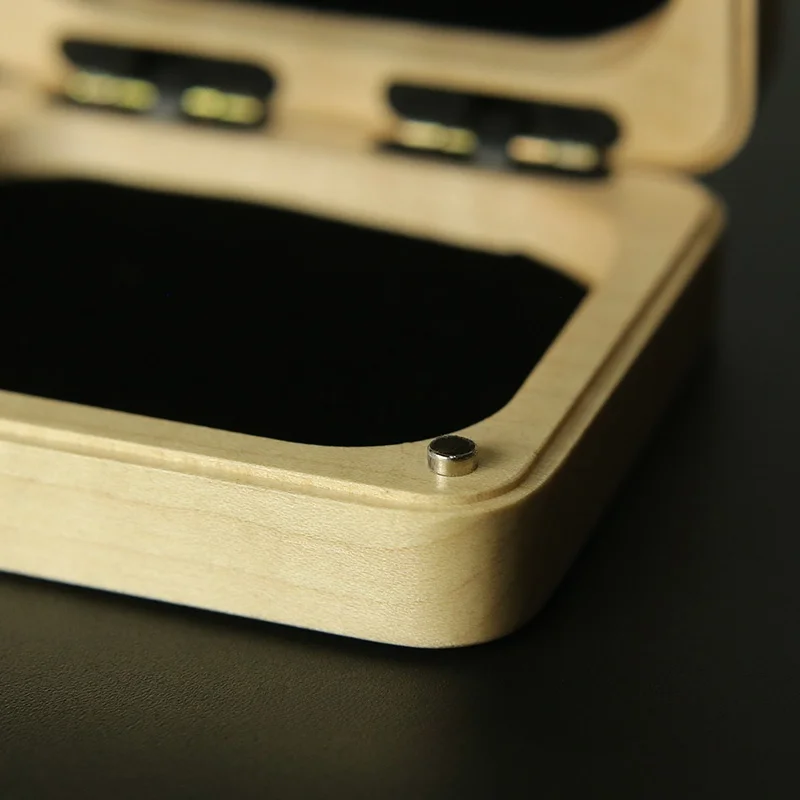 

ubb Summer Birch Wood Storage Box Pure Handmade Guitar Tuning Clip Box G7TH Can Be Loaded Wood Guitar