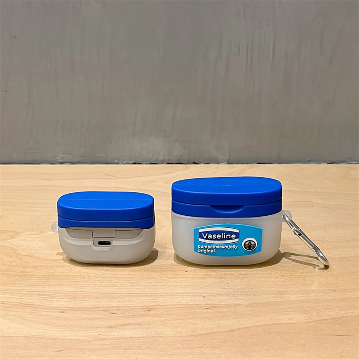 หูฟังเคสสำหรับ Sony WF-1000XM5/WF-1000XM4เคสซิลิโคนนิ่มวาสลีนการ์ตูนที่สร้างสรรค์น่ารักพร้อมพวงกุญแจ