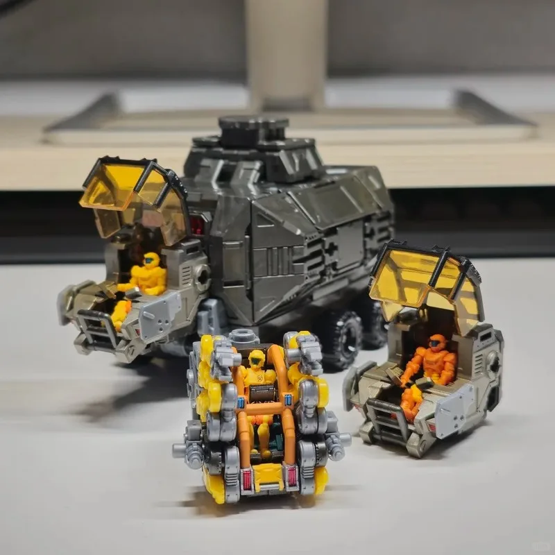 Diaclone D-05 D.Vehicles In Stock Takara Tomy  D05 Car Kit First Wave Action Figures Toy Gift Collection