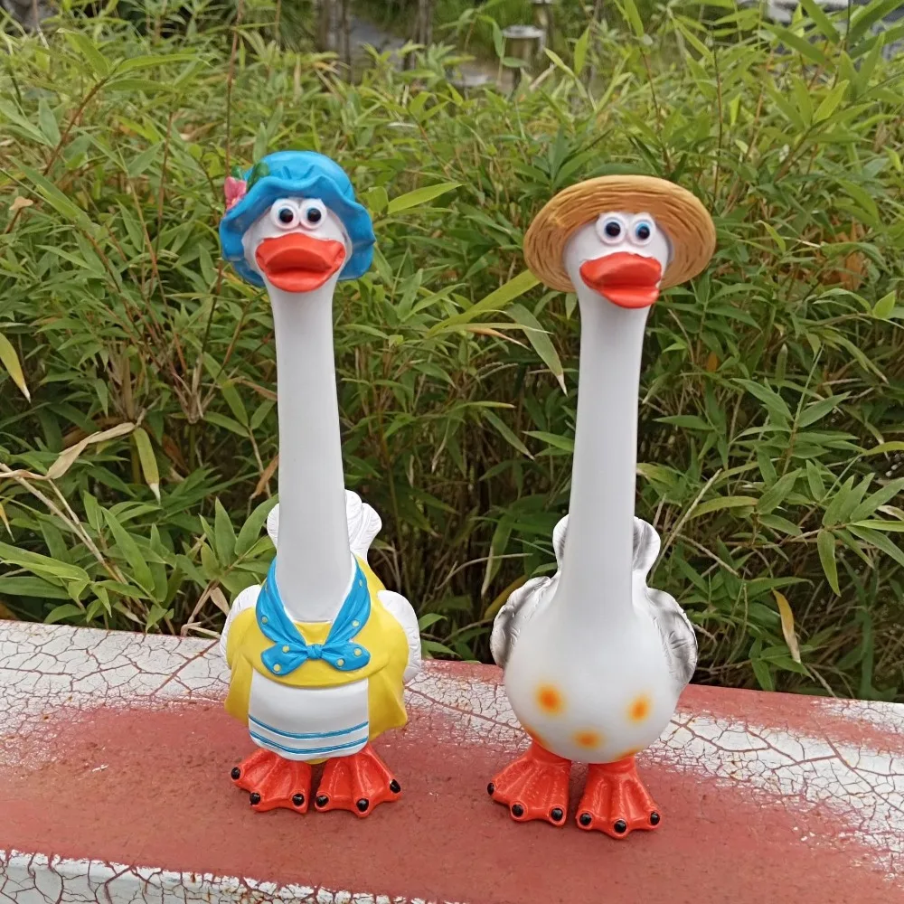 

Holiday Decor Resin Garden Geese Sculpture Funny Handmade Duck Sculpture Cute Rustic Goose Figure Lawn Porch Decor